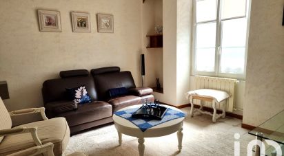 House 9 rooms of 220 m² in Jarnac (16200)