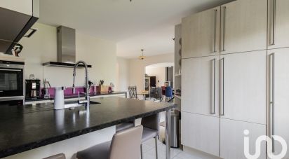 Maison 9 pièces de 240 m² à Nantes (44300)