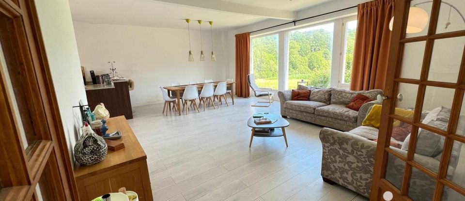 Town house 10 rooms of 458 m² in Landeleau (29530)