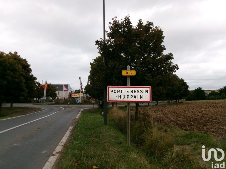 Land of 408 m² in Port-en-Bessin-Huppain (14520)