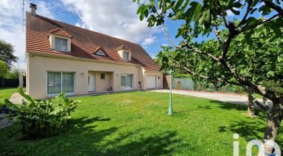 House 7 rooms of 196 m² in Favières (77220)