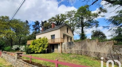 Maison traditionnelle 6 pièces de 140 m² à Rougé (44660)