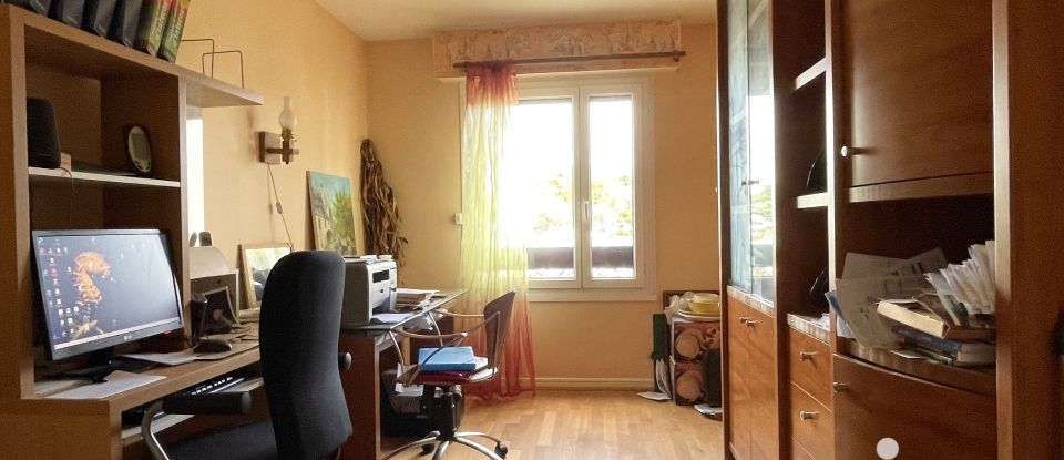 Apartment 5 rooms of 89 m² in Saint-Herblain (44800)