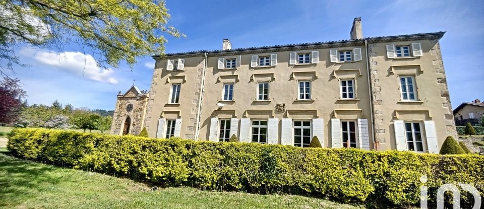 Mansion 30 rooms of 1,400 m² in Saint-Julien-Molin-Molette (42220)