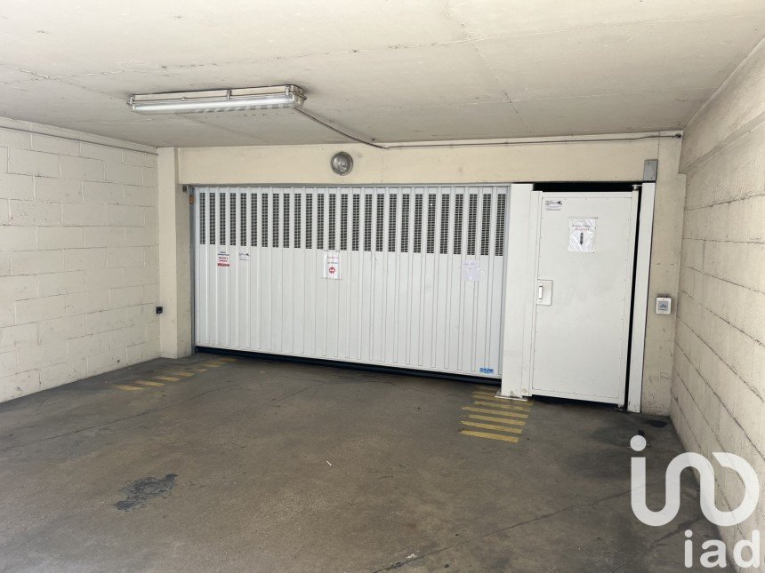 Parking/garage/box de 18 m² à Reims (51100)