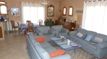 House 7 rooms of 160 m² in Perpignan (66000)