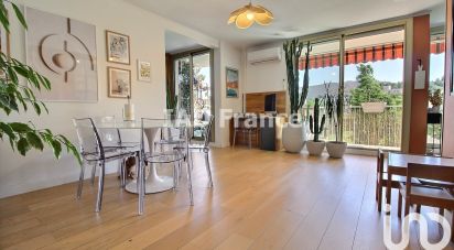 Appartement 5 pièces de 92 m² à Marseille (13012)