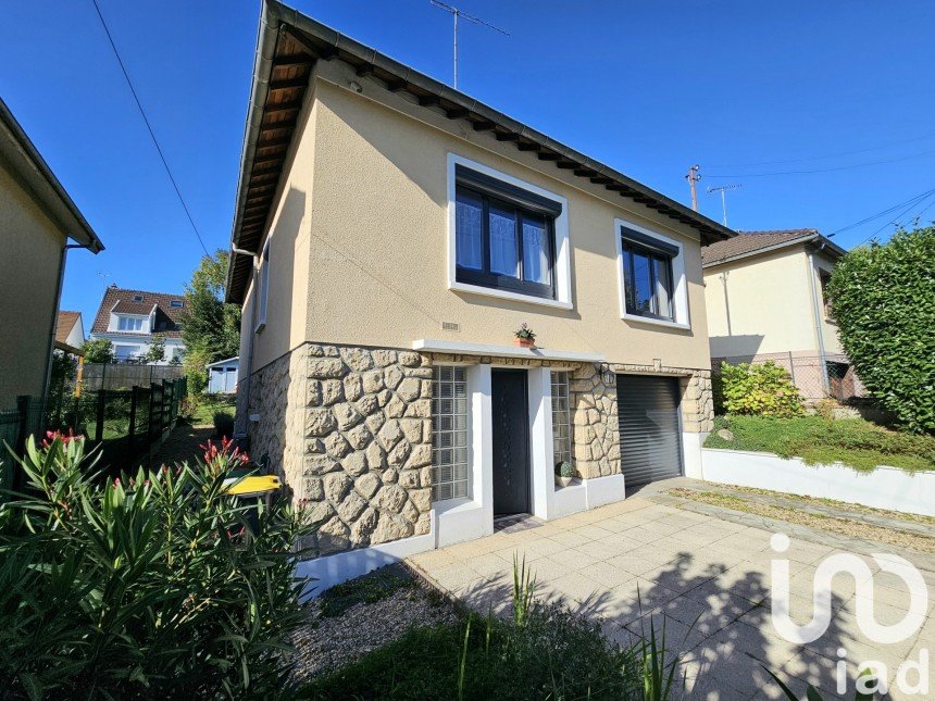 Maison 5 pièces de 121 m² à Brunoy (91800)