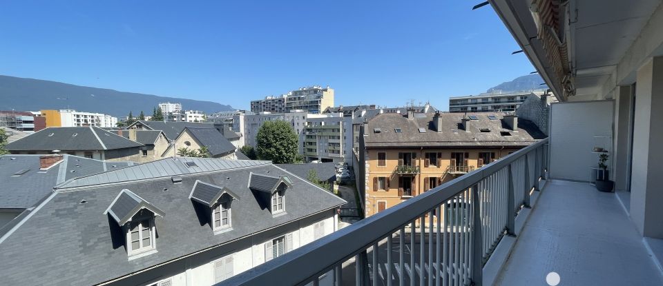 Appartement 4 pièces de 96 m² à Chambéry (73000)