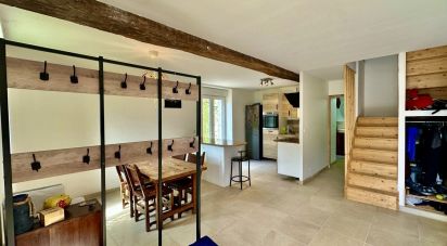 House 6 rooms of 118 m² in Saint-Martin-du-Tertre (89100)