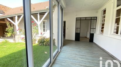 Maison 7 pièces de 177 m² à Blangy-Tronville (80440)