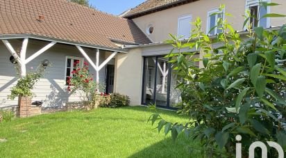 Maison 7 pièces de 177 m² à Blangy-Tronville (80440)