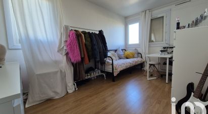 Apartment 4 rooms of 78 m² in Évry (91000)