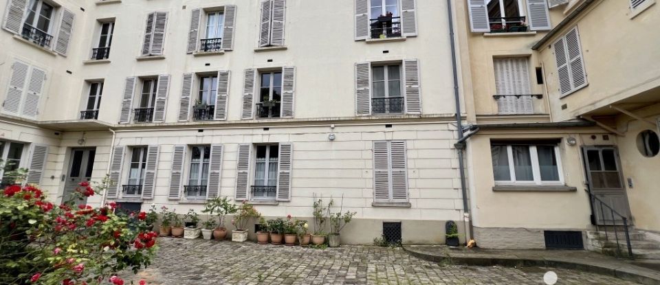 Duplex 4 rooms of 88 m² in Versailles (78000)