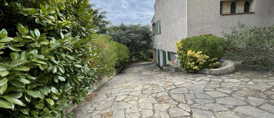 Maison 8 pièces de 250 m² à La Ciotat (13600)