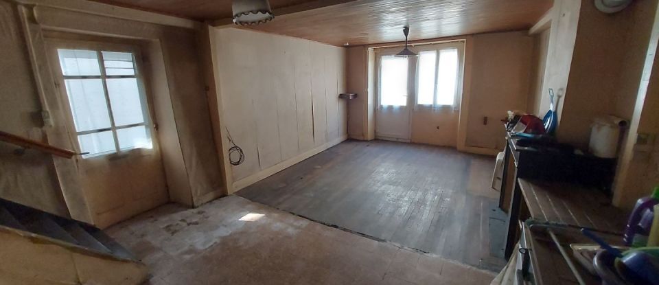 Maison 3 pièces de 81 m² à Arinthod (39240)