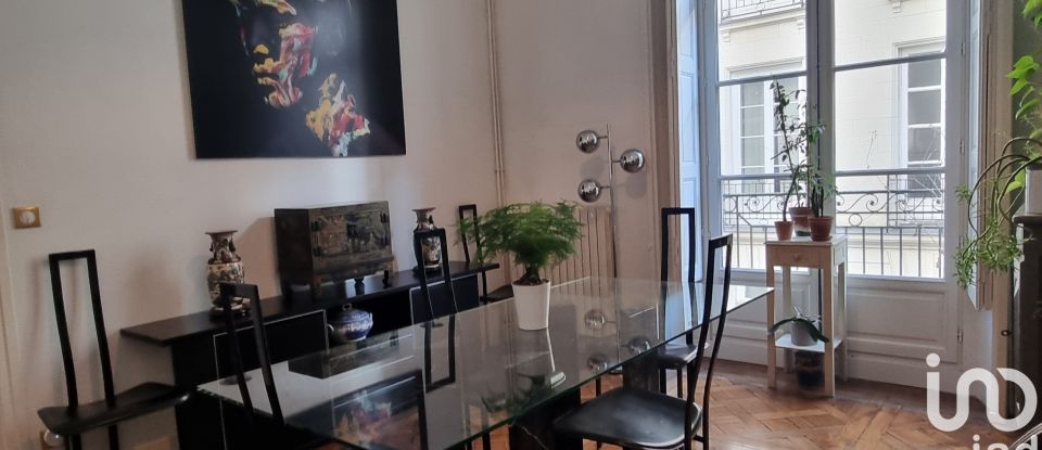 Apartment 3 rooms of 71 m² in Nantes (44000)