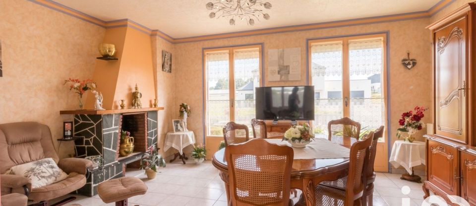 Town house 5 rooms of 88 m² in Saint-Brice-en-Coglès (35460)