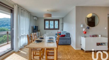 Appartement 6 pièces de 114 m² à Échirolles (38130)