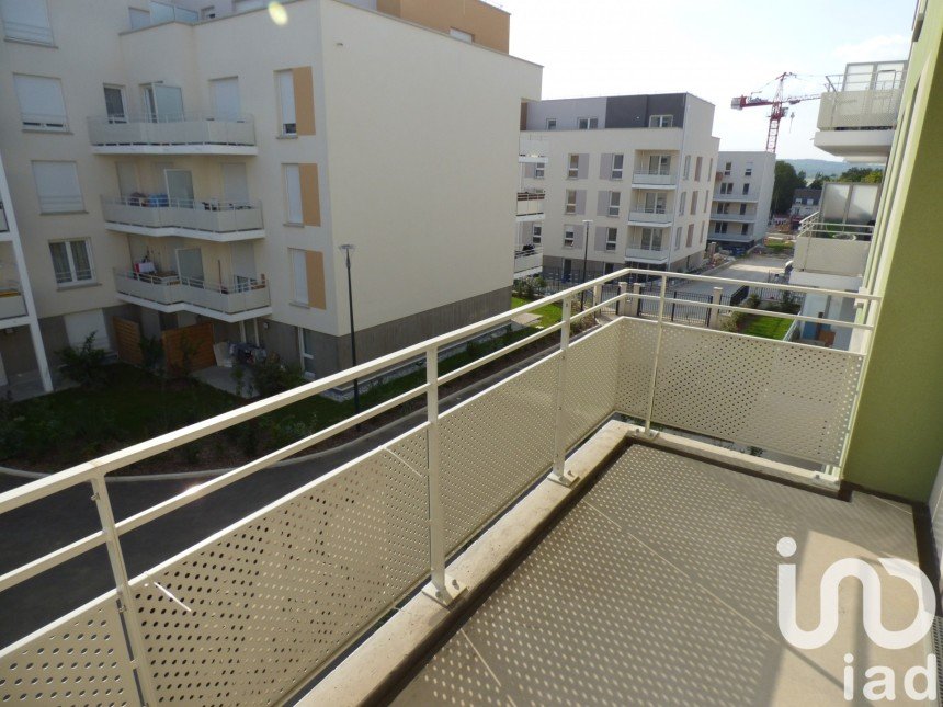 Apartment 3 rooms of 54 m² in Villiers-le-Bel (95400)