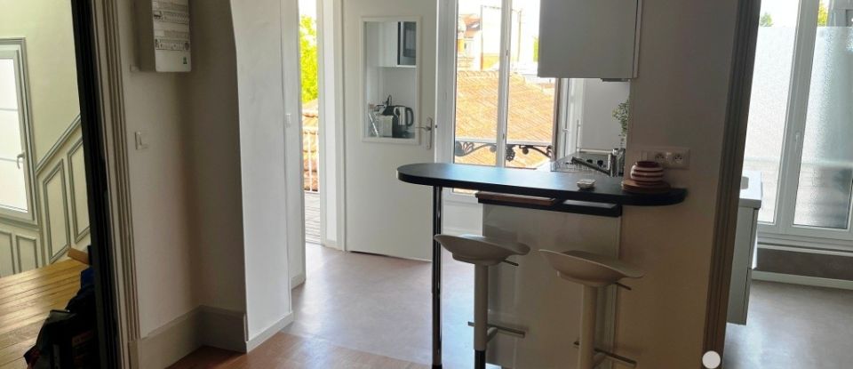 Appartement 2 pièces de 43 m² à Fontainebleau (77300)