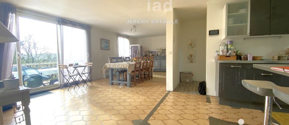 House 5 rooms of 146 m² in Vieux-Bourg (14130)