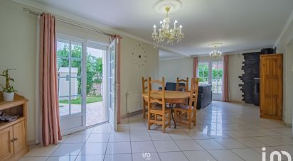 Maison 7 pièces de 150 m² à Aubergenville (78410)