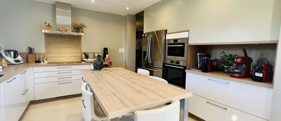 Maison 7 pièces de 288 m² à Creutzwald (57150)