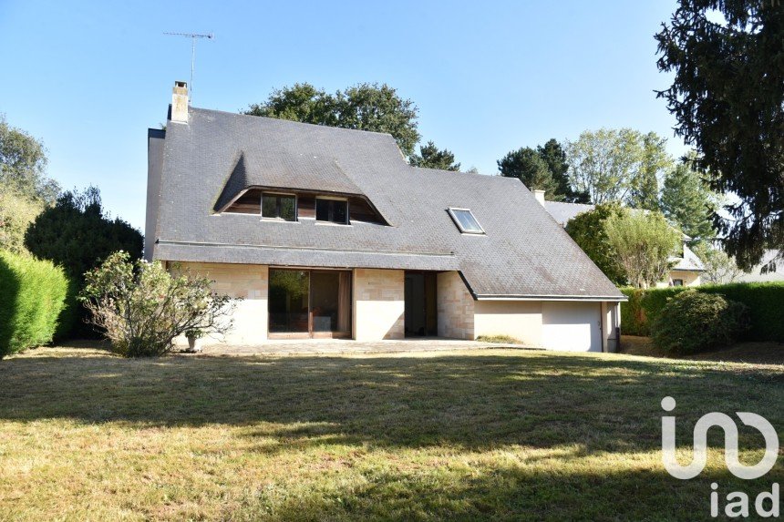 Maison 9 pièces de 236 m² à Betton (35830)