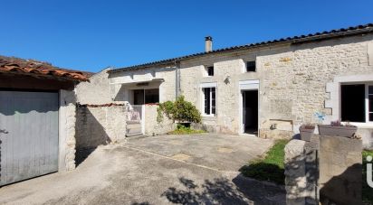 Village house 7 rooms of 165 m² in La Vergne (17400)