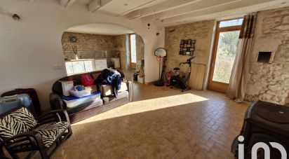 Maison traditionnelle 10 pièces de 337 m² à Saint-Martin-du-Puy (33540)