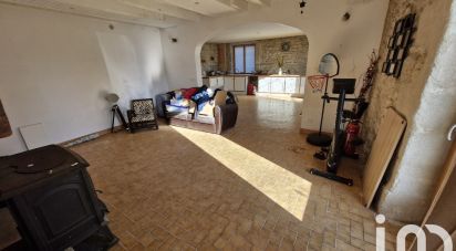 Maison traditionnelle 10 pièces de 337 m² à Saint-Martin-du-Puy (33540)