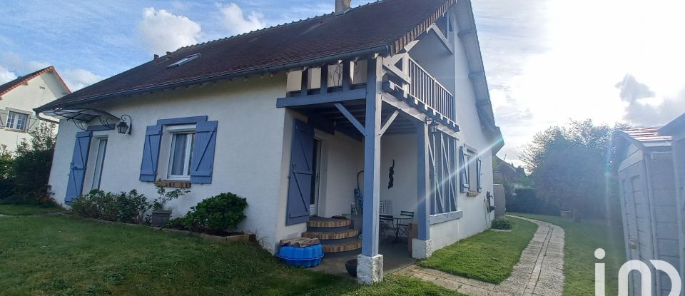 Traditional house 5 rooms of 170 m² in Le Mesnil-Esnard (76240)