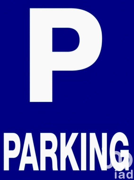 Parking of 18 m² in Paris (75016)