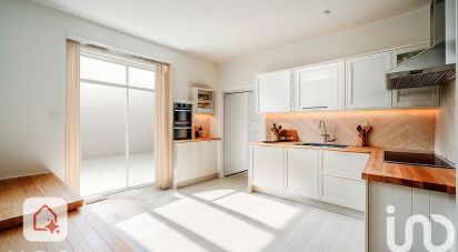 Maison 7 pièces de 178 m² à Estrées (59151)