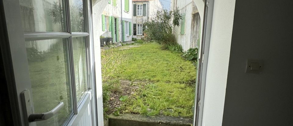 Traditional house 3 rooms of 50 m² in Sainte-Marie-de-Ré (17740)