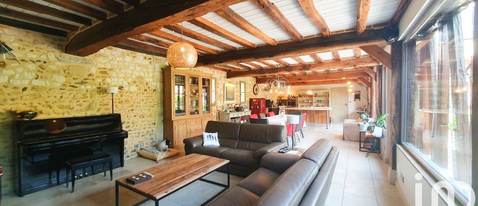 Mansion 9 rooms of 280 m² in Saint-Marcel (27950)