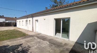 Maison 5 pièces de 92 m² à Nueil-les-Aubiers (79250)