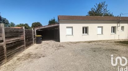 Maison 5 pièces de 92 m² à Nueil-les-Aubiers (79250)