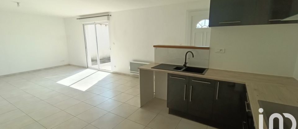 Maison 5 pièces de 92 m² à Nueil-les-Aubiers (79250)