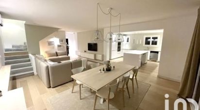 Maison 5 pièces de 130 m² à Sanary-sur-Mer (83110)