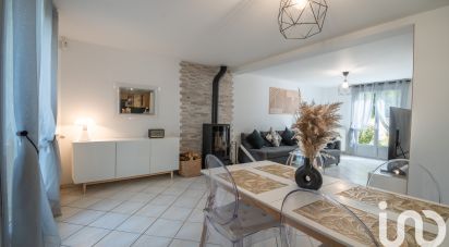 Pavilion 6 rooms of 120 m² in Saint-Michel-sur-Orge (91240)