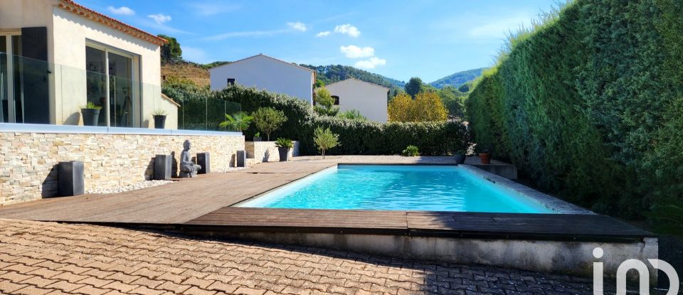 Traditional house 5 rooms of 124 m² in Le Castellet (83330)