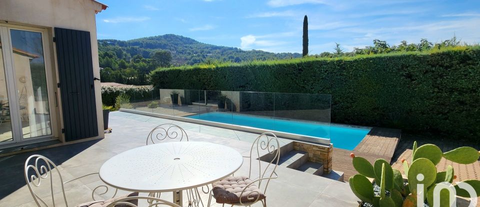 Traditional house 5 rooms of 124 m² in Le Castellet (83330)