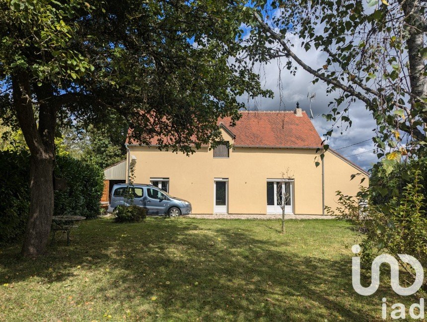 Maison de campagne 5 pièces de 95 m² à Faverelles (45420)