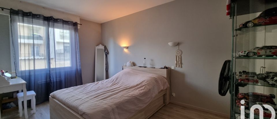 Appartement 4 pièces de 90 m² à Rodez (12000)