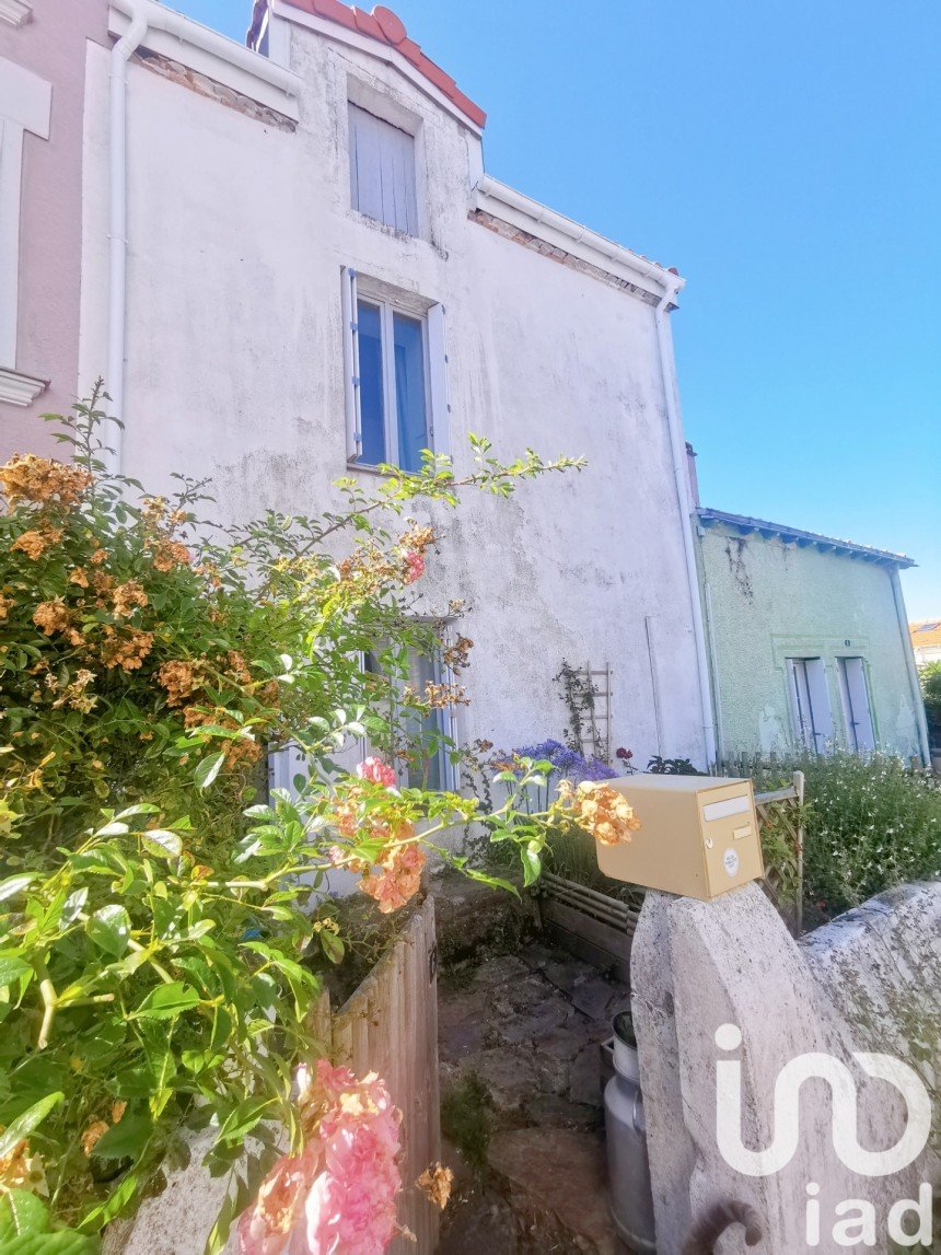 Village house 3 rooms of 55 m² in Saint-Jean-de-Boiseau (44640)