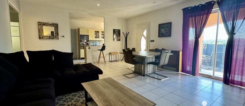 Maison 4 pièces de 85 m² à Nîmes (30900)