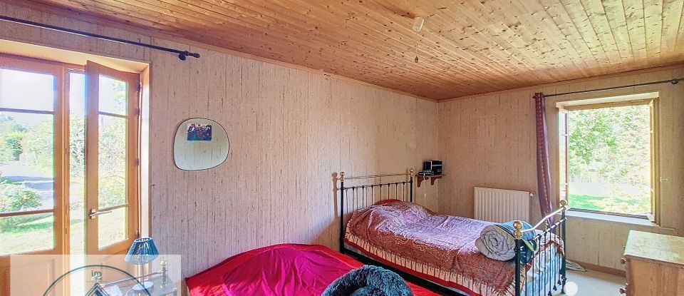 Longère 6 pièces de 195 m² à Chaveyriat (01660)