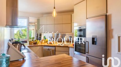 Apartment 4 rooms of 80 m² in Poissy (78300)